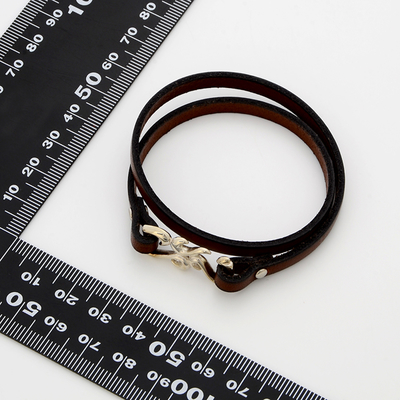 レザーブレスレット