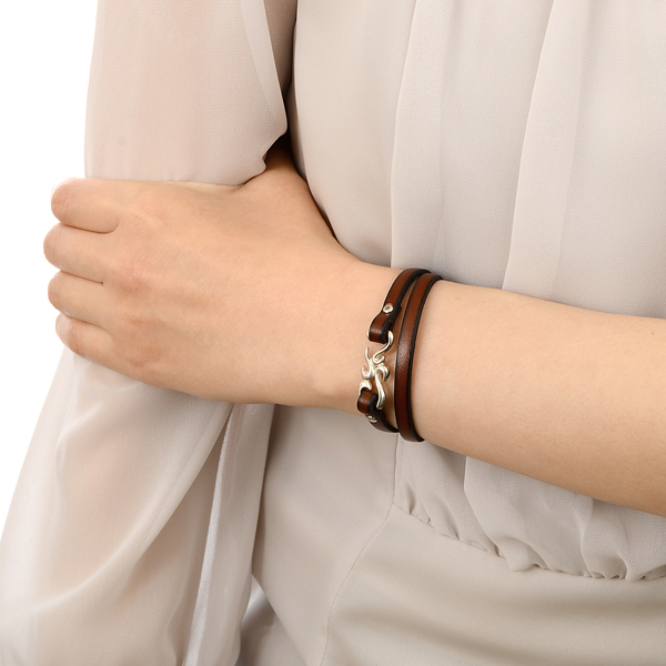 レザーブレスレット