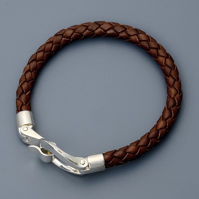 レザーブレスレット