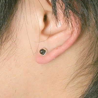 シルバースタッドピアス(片耳用)