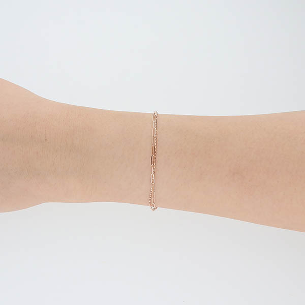 ピンクゴールドブレスレット