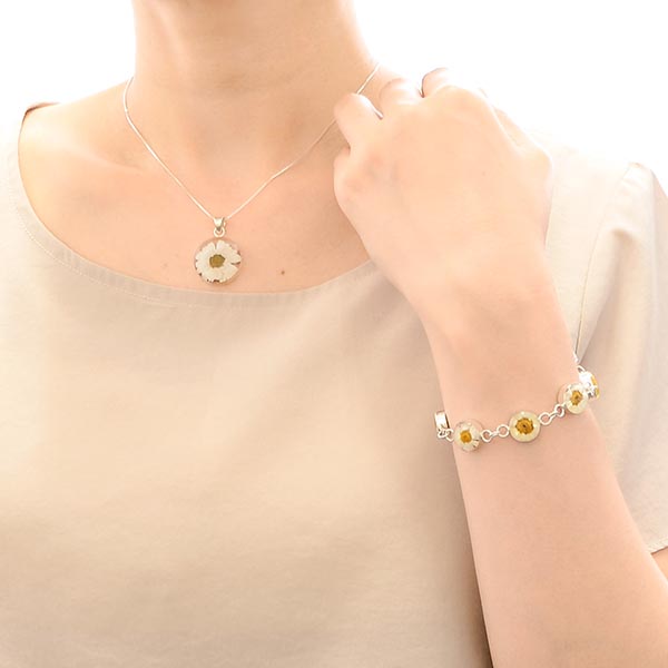 チェーンブレスレット