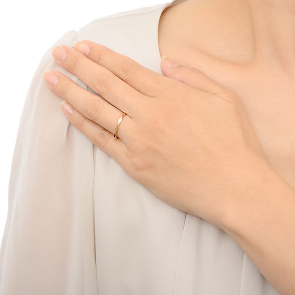 ピンクゴールドマリッジリング