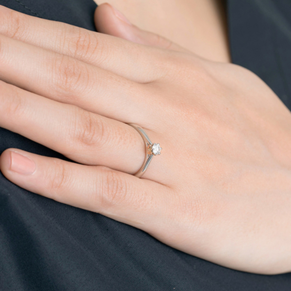 プラチナエンゲージリング