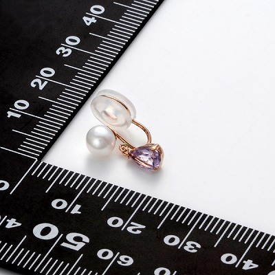 ピンクゴールドイヤリング