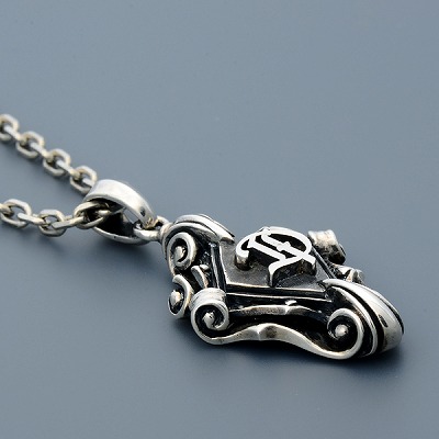 シルバーネックレス