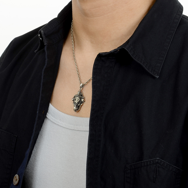 シルバーネックレス