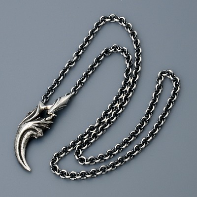 シルバーネックレス