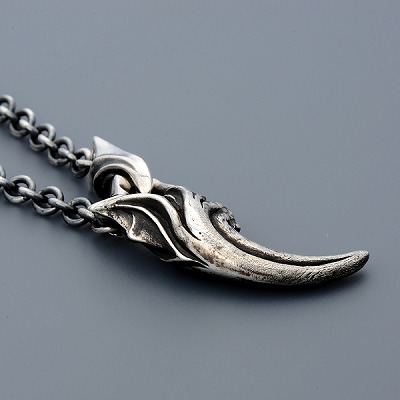 シルバーネックレス