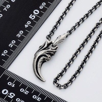 シルバーネックレス