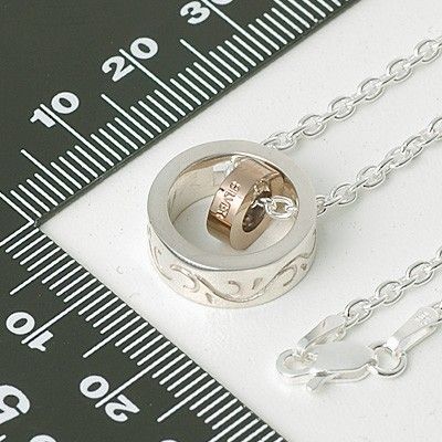 シルバーネックレス