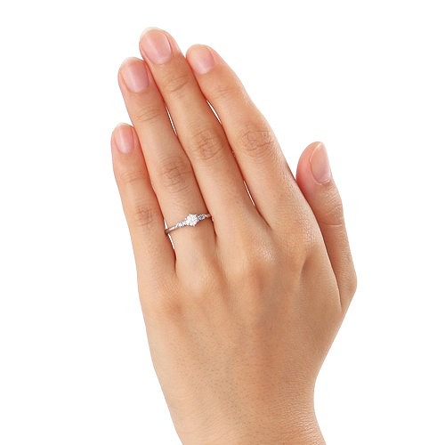 プラチナエンゲージリング