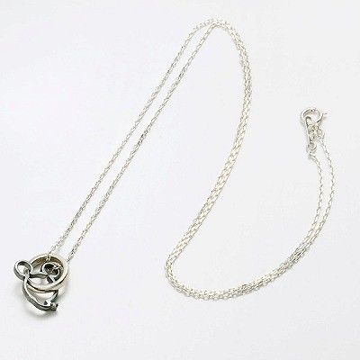 シルバーネックレス
