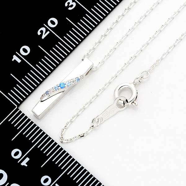 シルバーネックレス