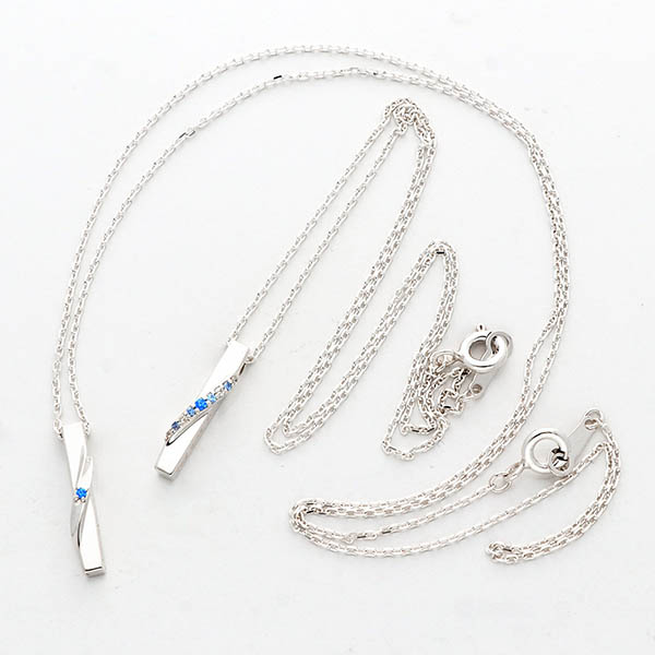 シルバーペアネックレス