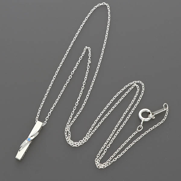 シルバーネックレス