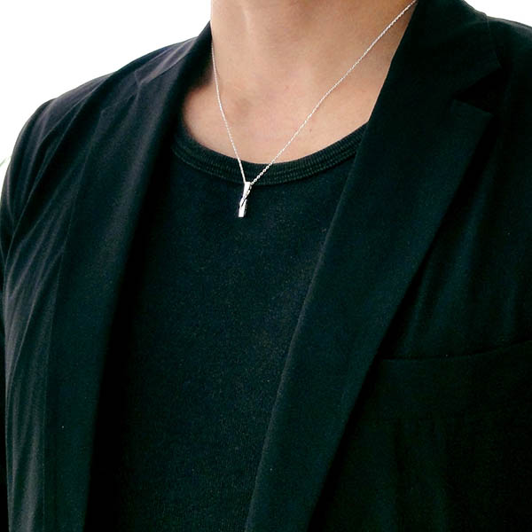 シルバーネックレス