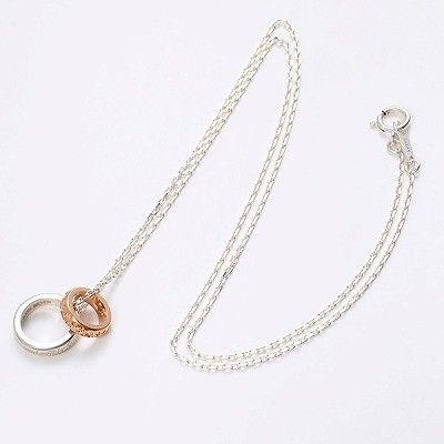 シルバーネックレス
