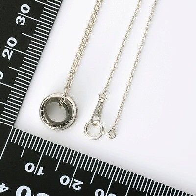 シルバーネックレス