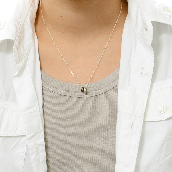 シルバーネックレス