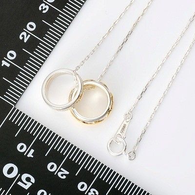 シルバーネックレス