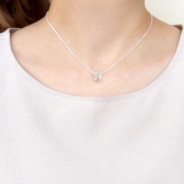 シルバーネックレス