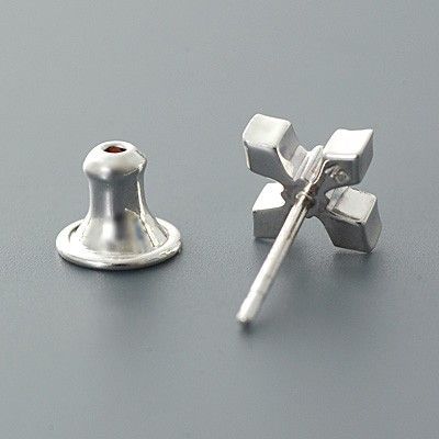 シルバースタッドピアス(片耳用)