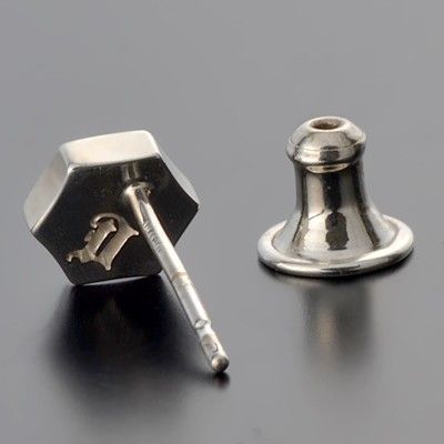 シルバースタッドピアス(片耳用)