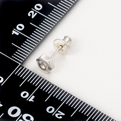 シルバースタッドピアス(片耳用)