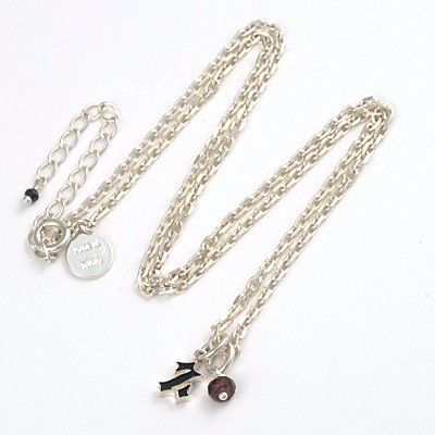 シルバーネックレス