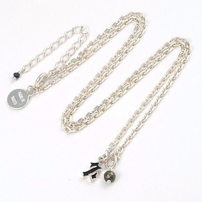 シルバーネックレス