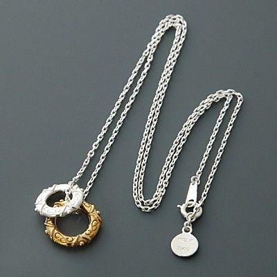 シルバーネックレス