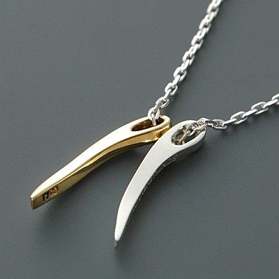 シルバーネックレス