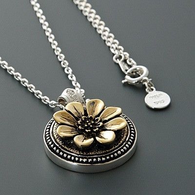 シルバーネックレス