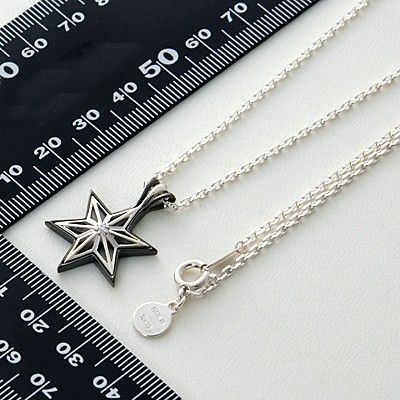 シルバーネックレス