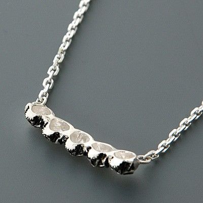 シルバーネックレス