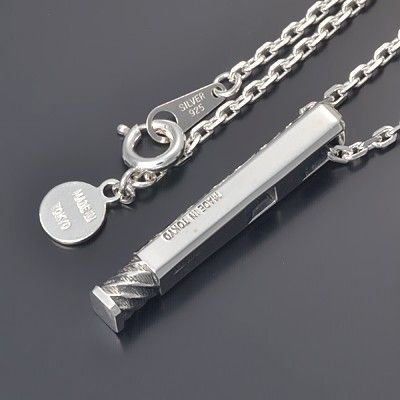 シルバーネックレス