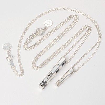 シルバーペアネックレス