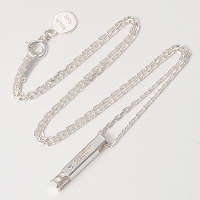 シルバーネックレス