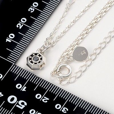 シルバーネックレス