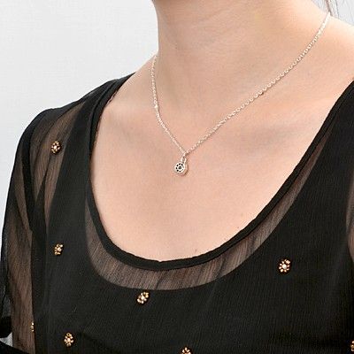 シルバーネックレス