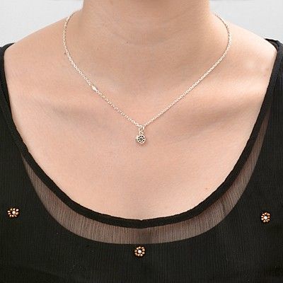 シルバーネックレス