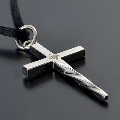 レザーネックレス