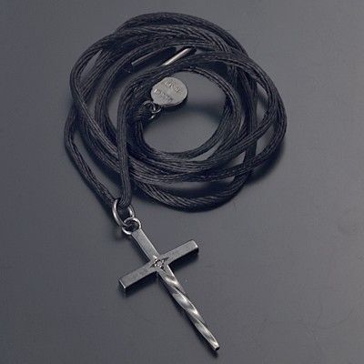 レザーネックレス