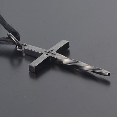 レザーネックレス