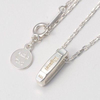 シルバーネックレス