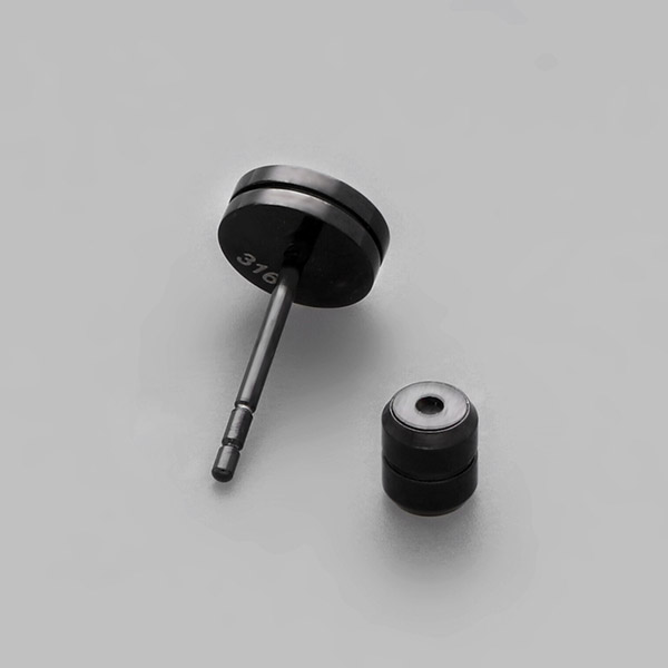 ステンレスピアス