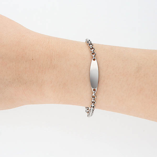 サージカルステンレスブレスレット