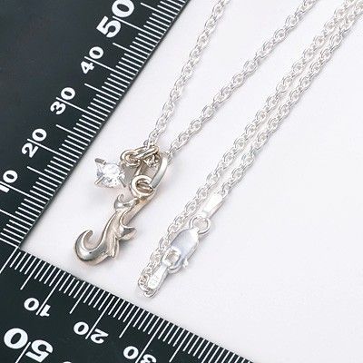シルバーネックレス