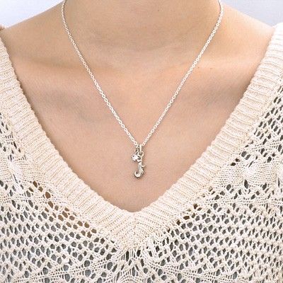 シルバーネックレス